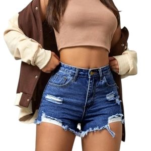 No Boundaries NWT High Rise Destructed Midi Shorts in Dark Wash Size 5